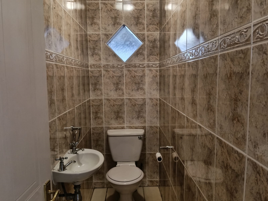 To Let 4 Bedroom Property for Rent in Vermont Western Cape
